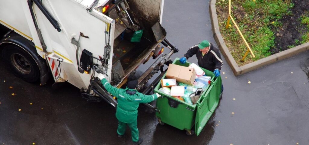 Dumpster Rental vs Full-Service Junk Removal: Which Is Right for Your Cleanup Project?